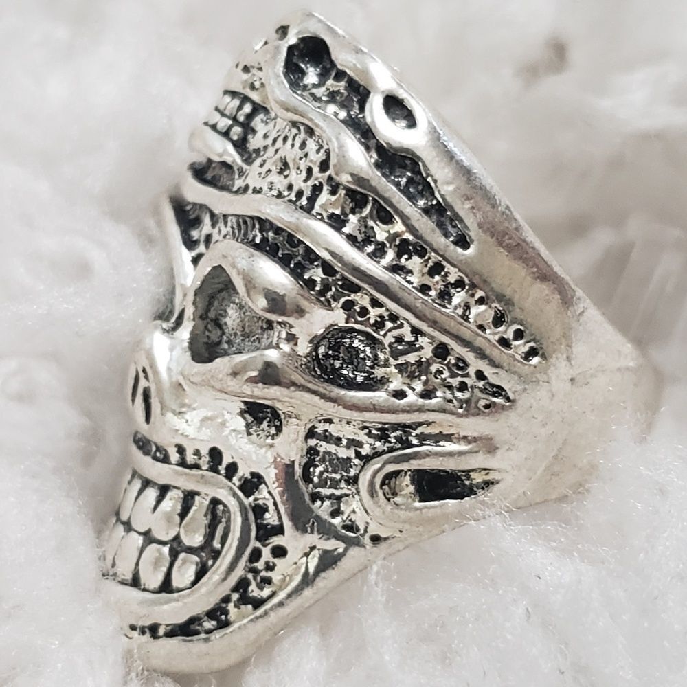 Skull Ring Stainless Jewerly Fashion Punk Silver - Picture 3 of 4